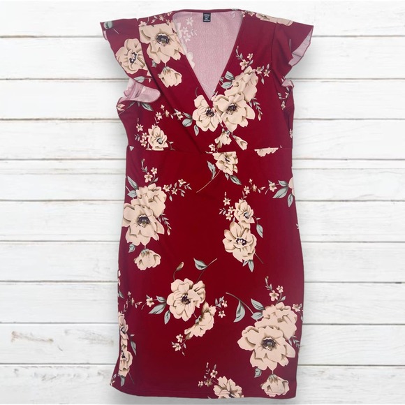 SHEIN Dresses & Skirts - Shein Curve 3XL Red Floral Dress Ruffle‎ Short Sleeve